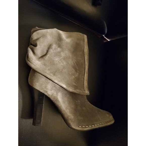 Hot In Hollywood Slouch Boots High Heel Grey Suede Slouchy Womens Size 8 M shoes - Picture 12 of 16